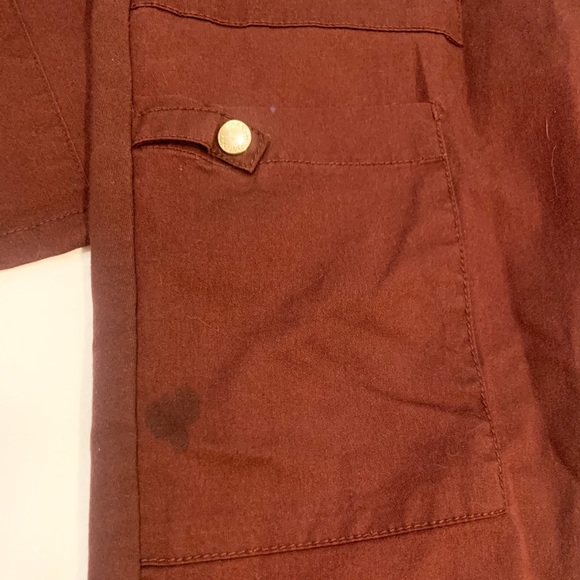 Jaanuu burgundy scrub jogger set. - Picture 6 of 6